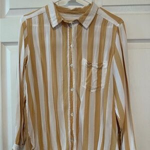 American Eagle Outfitters Yellow and White Oversized Shirt